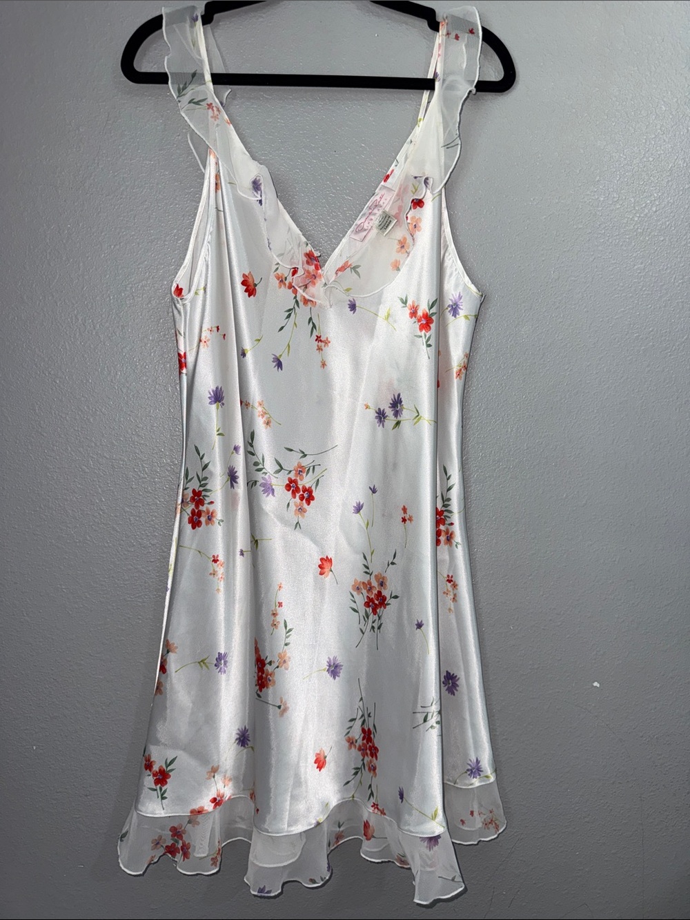 Oscar de la Renta Pink Label White Floral Chemise with Red & Purple Blooms